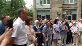 Мемориальная доска В.М. Мазаеву