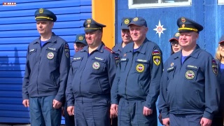 Пожарная машина – в подарок пожарным