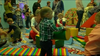Путешествие в Зазеркалье в детской библиотеке