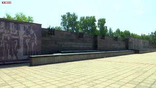 Выбор подрядчика на ремонт стены «Тыл-фронту»
