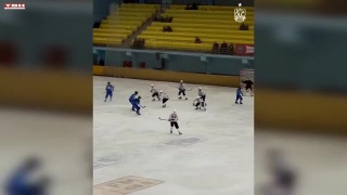 Хоккеисты «Кузбасса» на выезде сыграли с «Волгой»