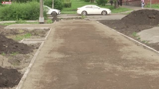 Новый асфальт в сквере Метелкина