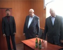 Вручение ключей от мусоровозов