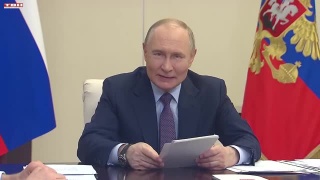 Президент РФ предложил ввести Детскую книжную карту