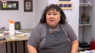 Художник из Монголии в Сибирском центре эмали
