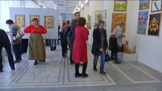 Весенняя выставка в ДТС открылась