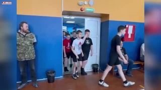 Медали юных гиревиков из школы «Ромашка»